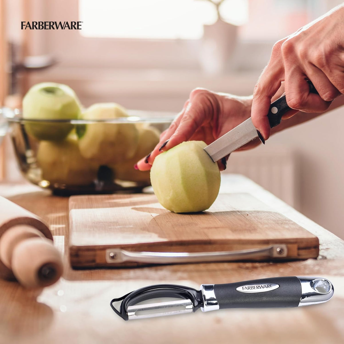 Farberware Euro Vegetable Peeler with Swivel Blade Black